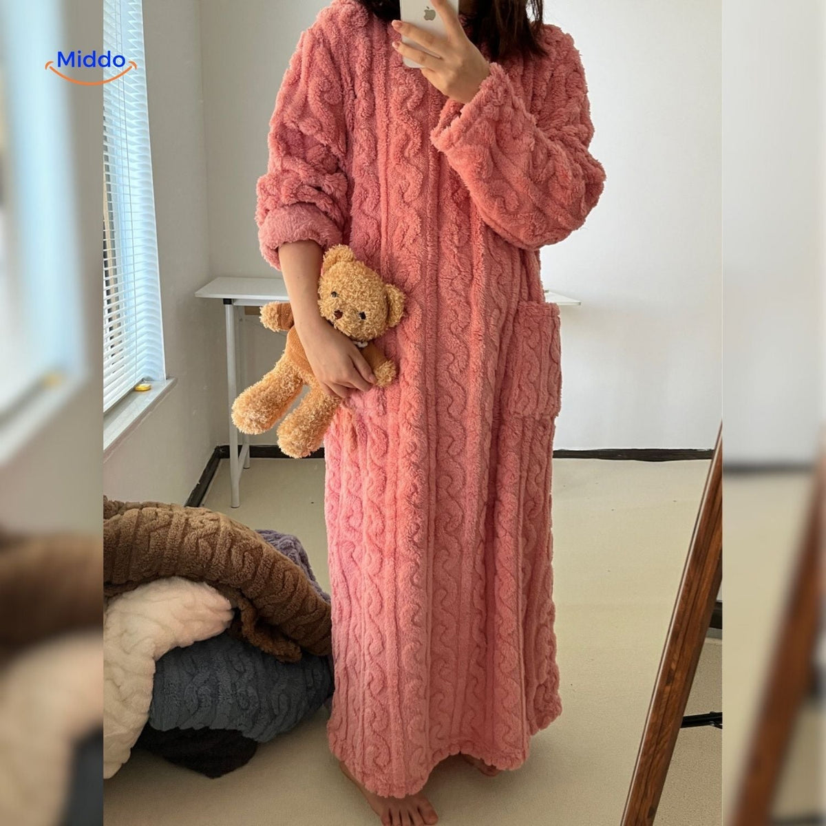Fleece-Loungewear-Deckenmantel mit langen Ärmeln, Vordertaschen und weichem Polyester, bequeme Winter-Hauskleidung | Sansoti
