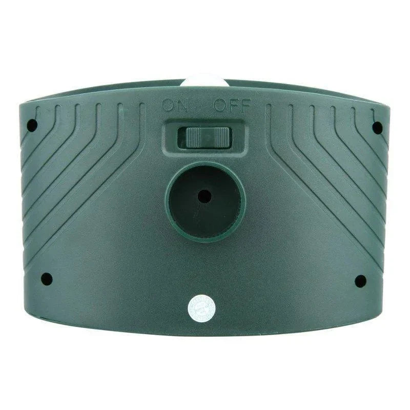 Solar-Powered Ultrasonic Garden Repellent with Motion Sensor for Animal Deterrence Outdoor Protection up to 225m² | Sansoti