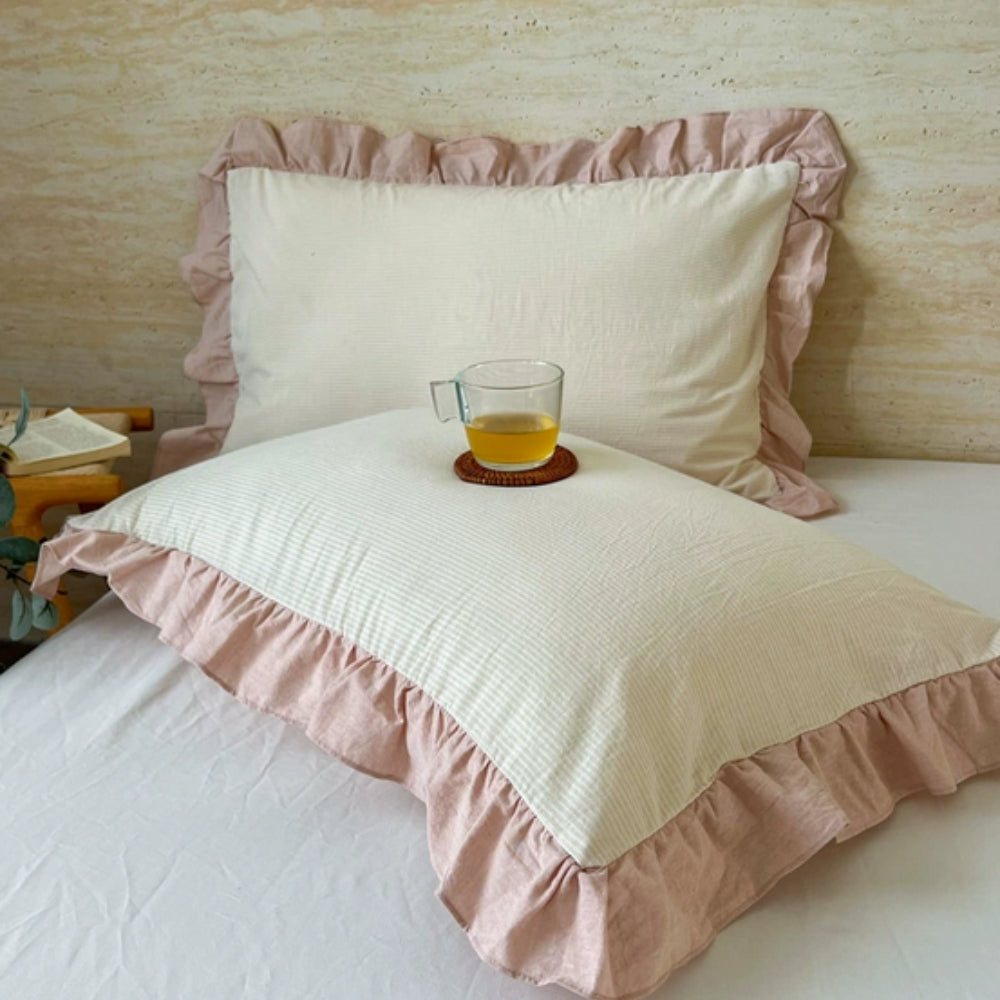 Ruffled Pillowcases with Striped Pattern for Queen-Size Pillows, Romantic Bedroom Bedding Decoration | Sansoti