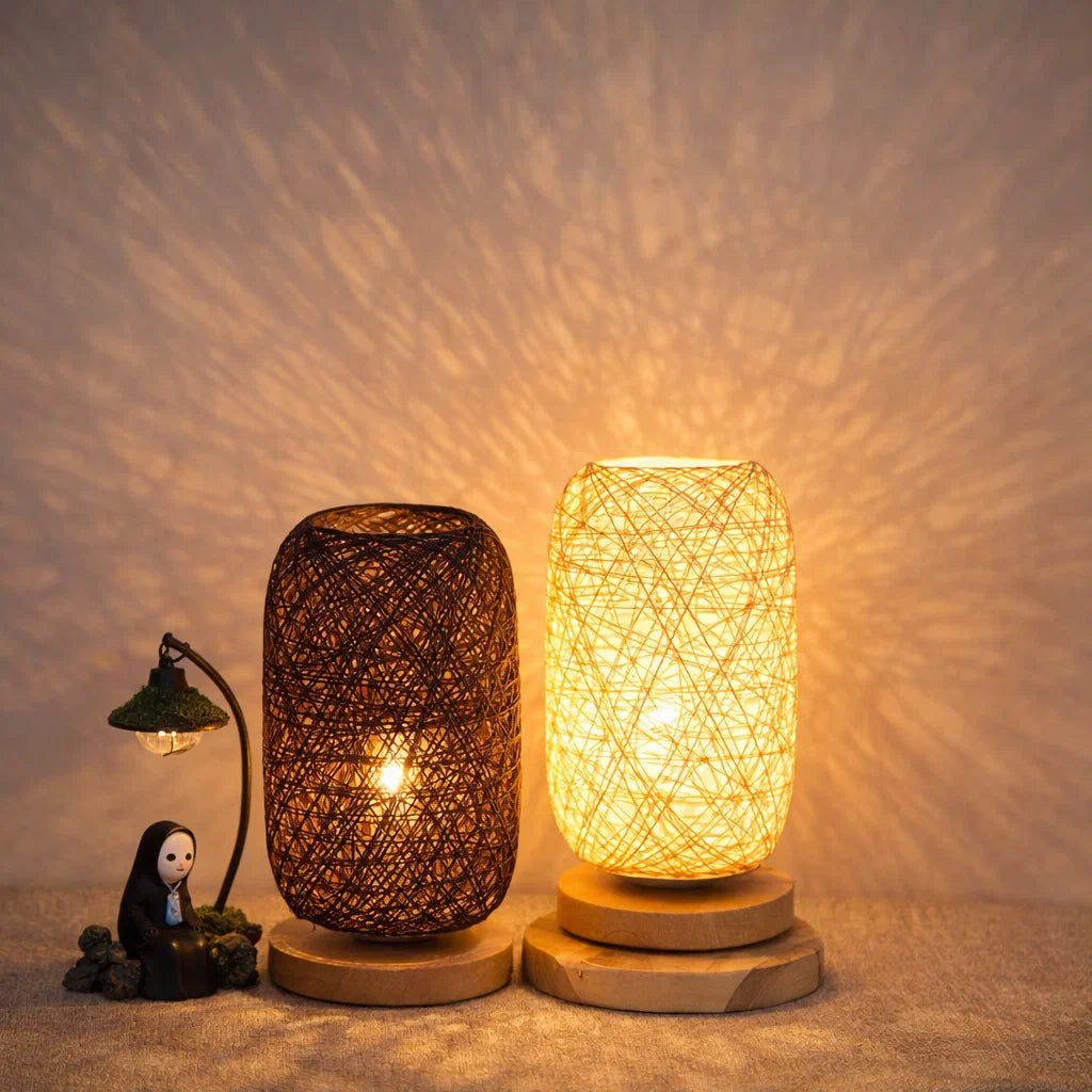 Scandinavische Tafellamp met Natuurlijke Rotan & Houtafwerking Japandi-Stijl | Sansoti