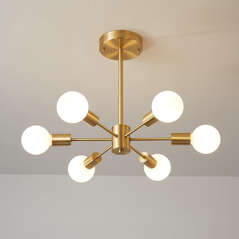 Moderne sputnik kroonluchter met 6 armen in messing – minimalistische design hanglamp zonder glazen kap | Sansoti
