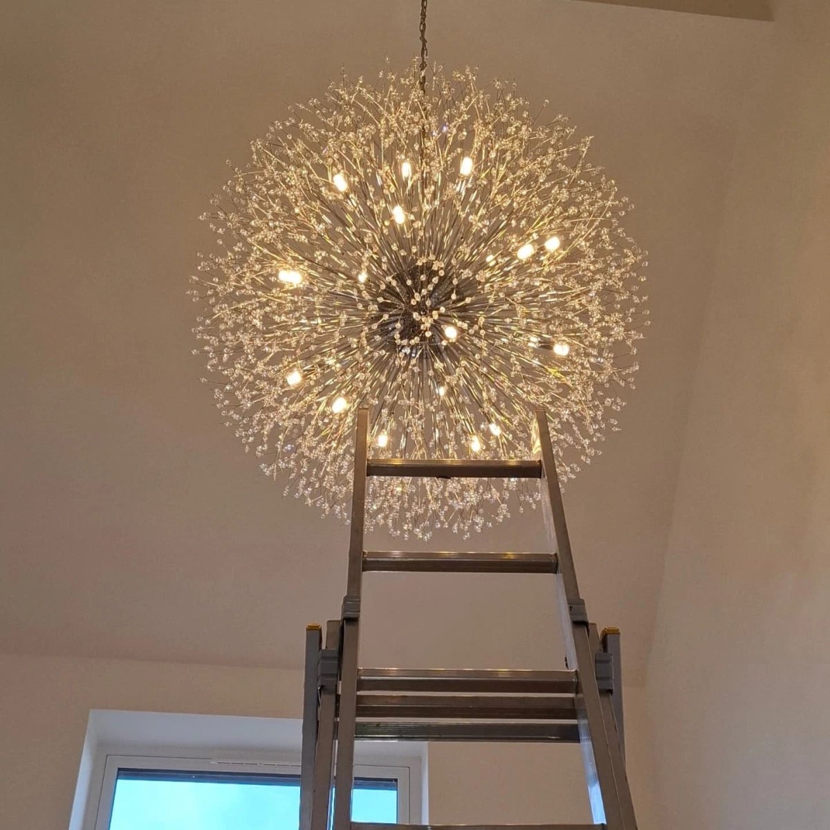 Großer Sputnik Kronleuchter mit Feuerwerk-Design und Kristalleffekt in Messing oder Chrom – luxuriöse Hängelampe 100 cm | Restfield