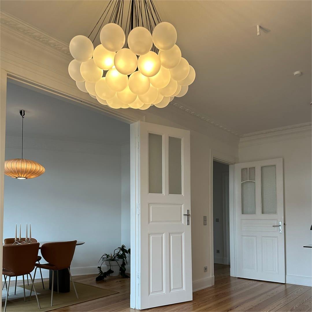 Moderne Cluster-Hängelampe mit Glasblasen in Schwarz oder Messing – 3-flammiger Design-Kronleuchter 40 oder 80 cm | Restfield