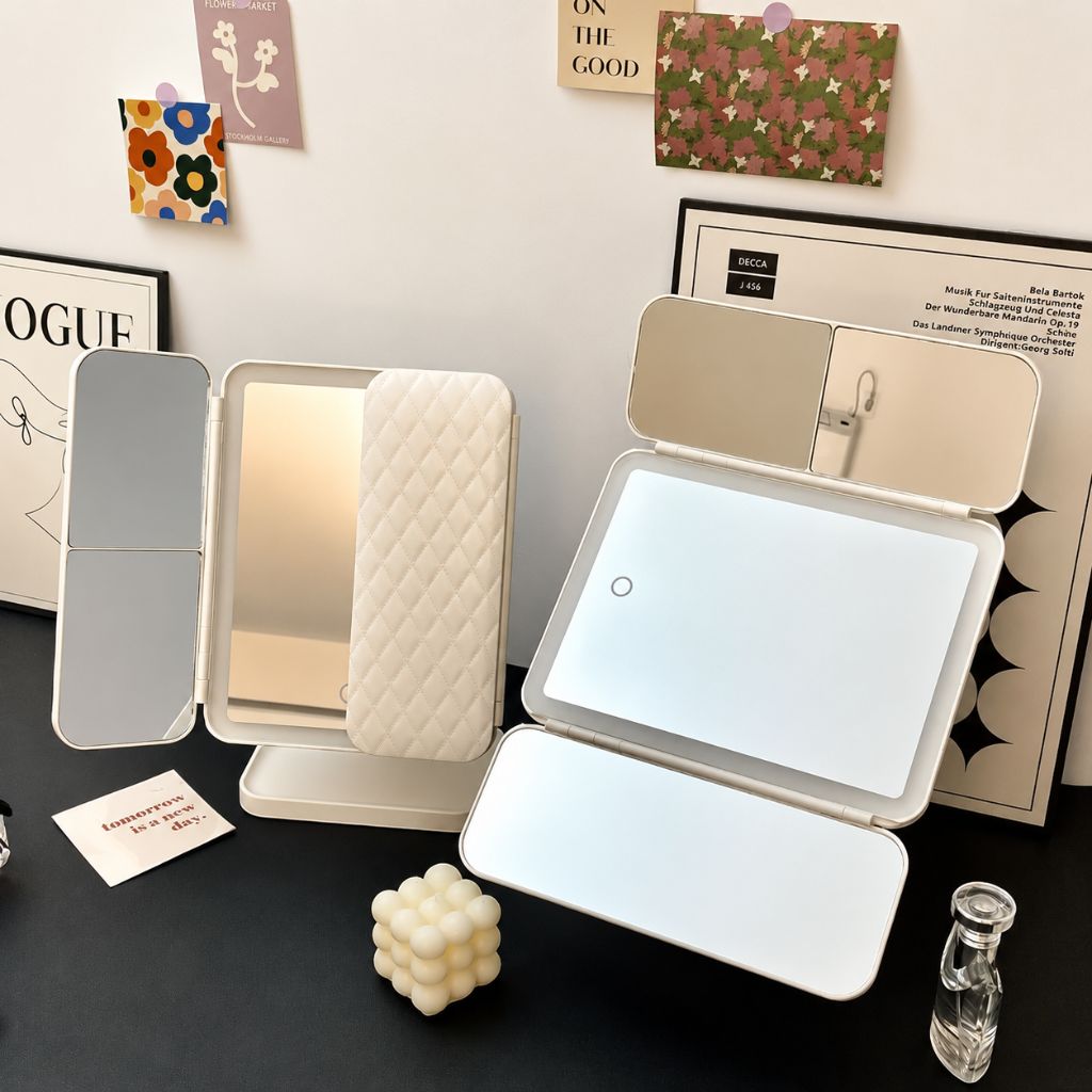 Dreiteiliger Schminkspiegel mit LED-Beleuchtung und 2-facher, 3-facher und 10-facher Vergrößerung, wiederaufladbar, verstellbar und klappbar | Sansoti