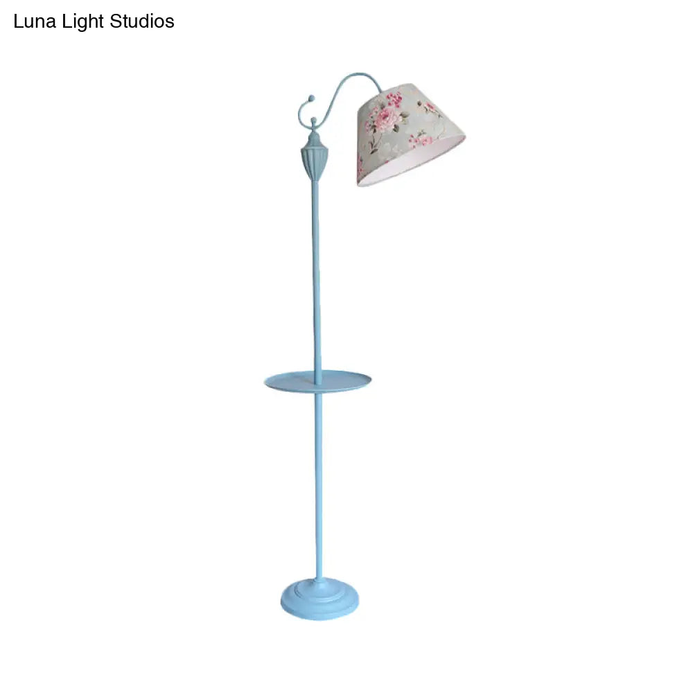 Staande Lamp met Stoffen Kap en Opbergplateau 160cm - Roze Blauw Geel Groen - E26/E27 Fitting - Moderne Vloerlamp | Sansoti