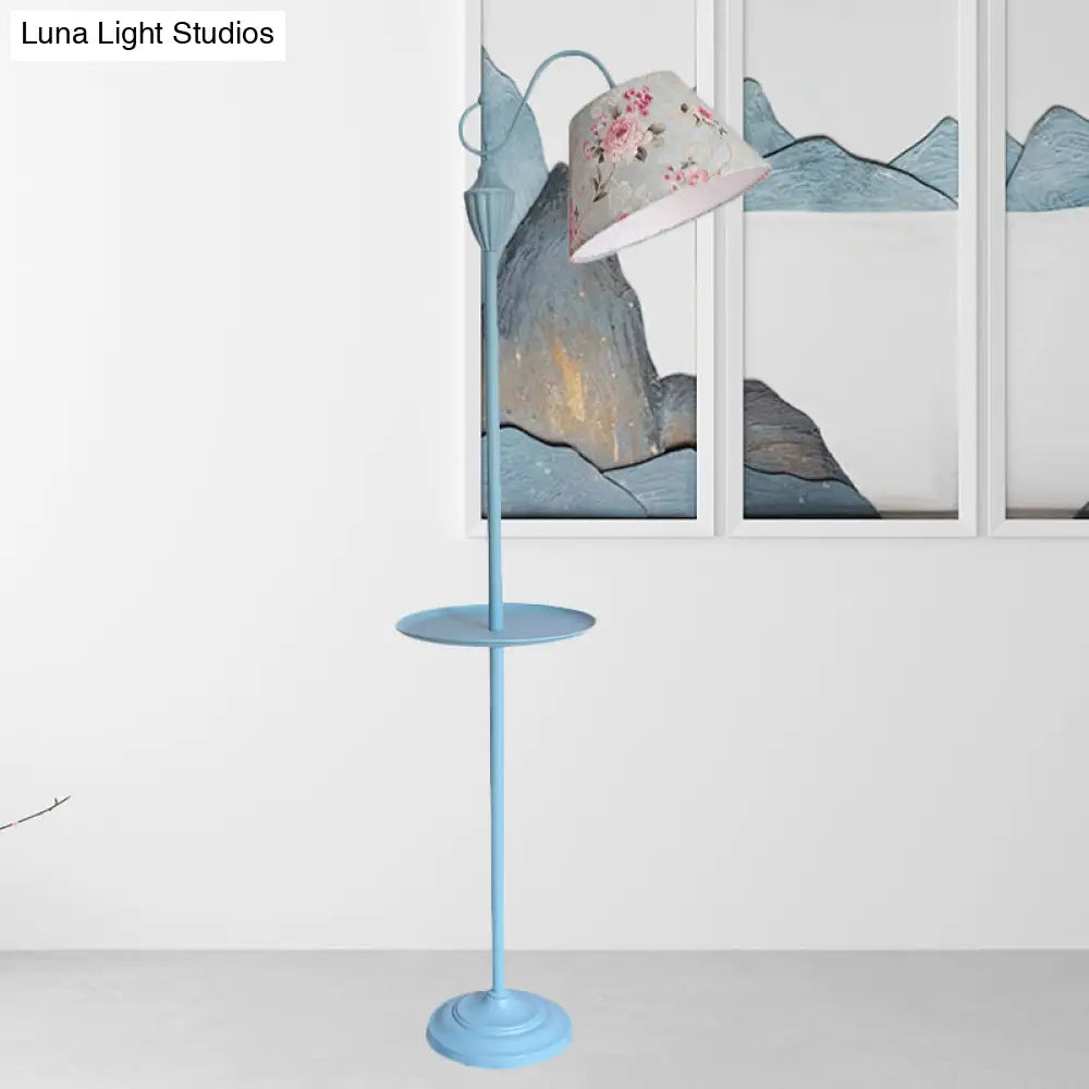 Staande Lamp met Stoffen Kap en Opbergplateau 160cm - Roze Blauw Geel Groen - E26/E27 Fitting - Moderne Vloerlamp | Sansoti