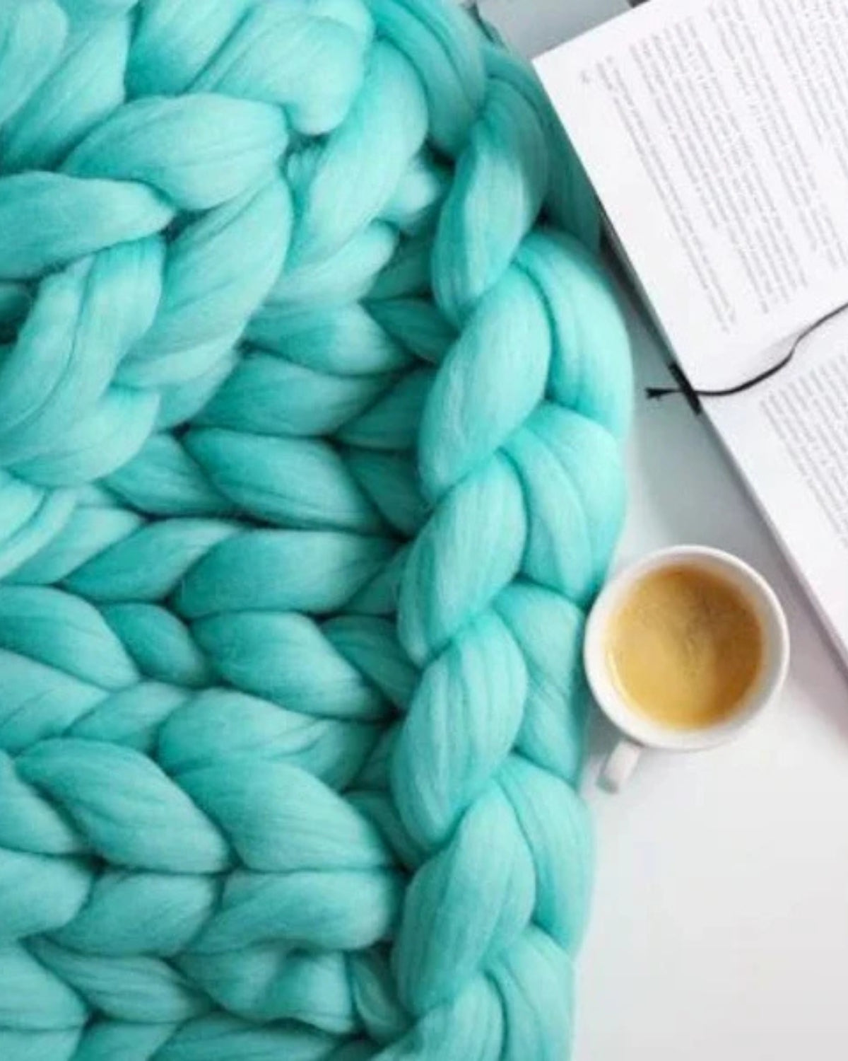 Handgebreid Chunky Plaid – Dik Gebreide Deken in Zachte Chenille voor Bank en Bed | Sansoti