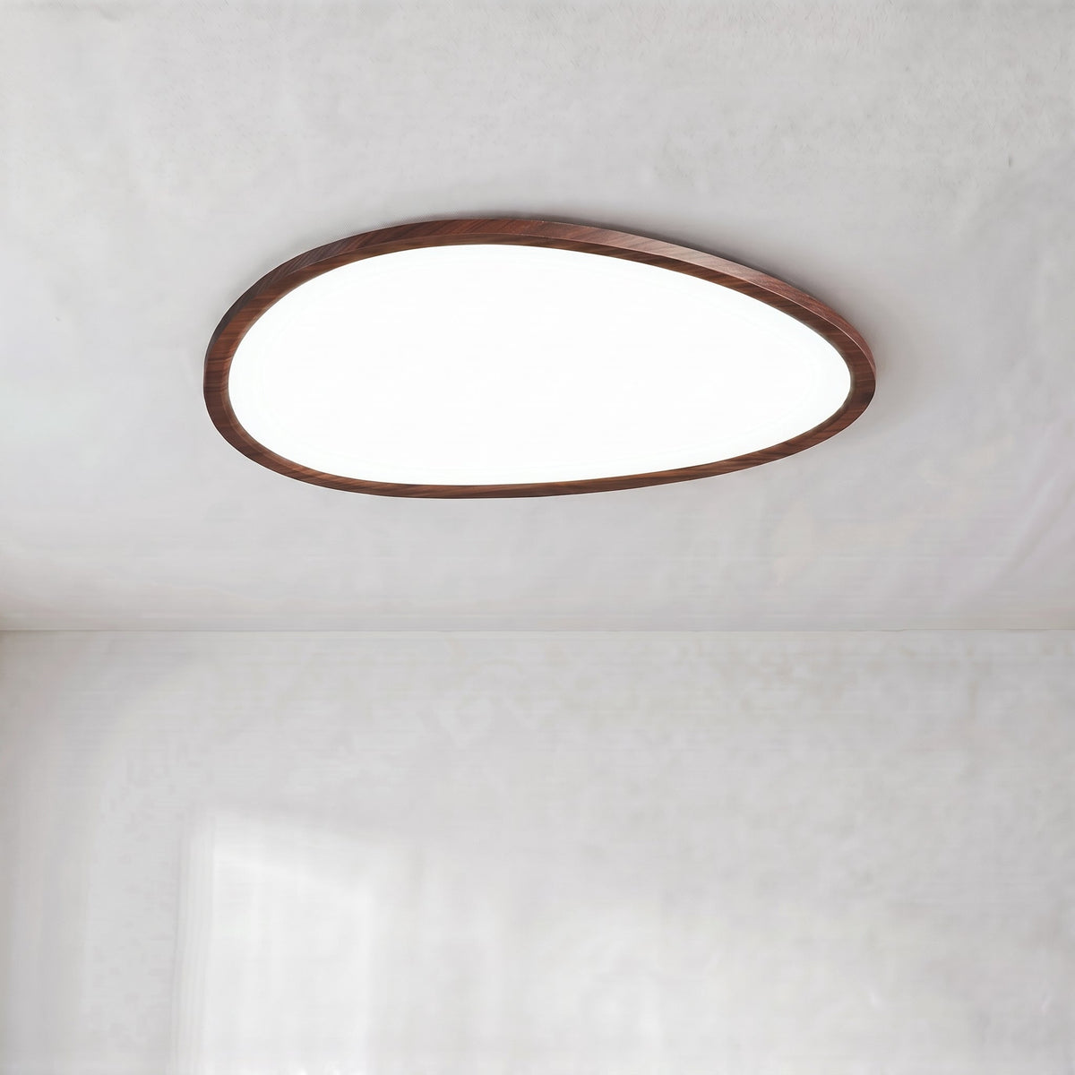 Plafonnier LED en bois foncé, design ultra-plat, lumière blanc chaud, salon, entrée, chambre, style scandinave moderne | Sansoti