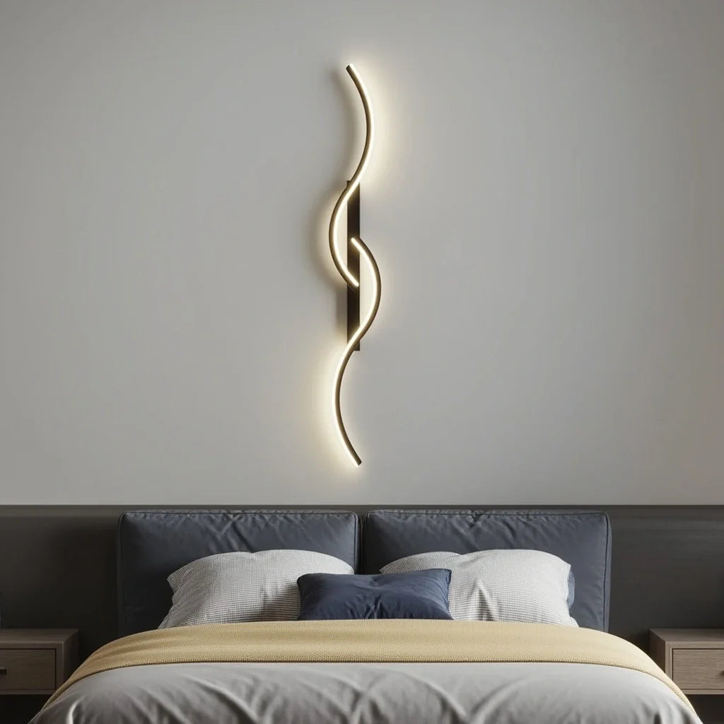 Golvende LED Wandlamp Dimbaar 60-120cm Zwart Goud Modern Design voor Woonkamer Slaapkamer | Sansoti