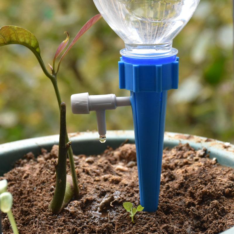 Automatisches Bewässerungssystem in Tropfenform aus Stein für Zimmer- und Gartenpflanzen, zur Selbstbewässerung im Urlaub | Sansoti