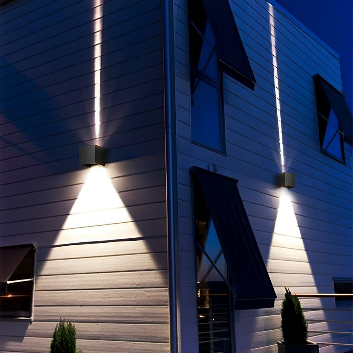 Außen LED Wandleuchte Kubus Aluminium Schwarz 12W IP65 Auf- und Abwärtsbeleuchtung Fassade Aufbau Gartenbeleuchtung Außenwandleuchte Modern Minimalistisch | Restfield