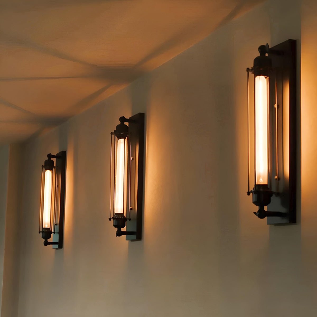 Industrialny kinkiet z żelaza i szkła, ciepłe białe światło LED, styl vintage, podłączenie na stałe, retro wygląd, oświetlenie ścienne do salonu | Sansoti