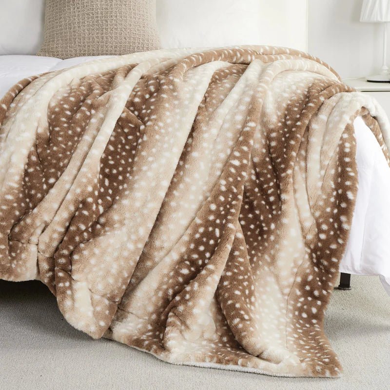 Double-Sided Plush Throw with Deer Pattern Beige Gray 150x200 200x230 Warm Winter Blanket Sofa Throw Living Room | Sansoti