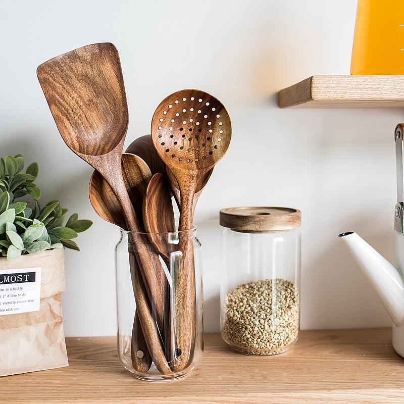 7-teiliges Küchenutensilien-Set aus Teakholz, Löffel, Pfannenwender, Suppenkelle und Öllöffel, langlebiges Naturmaterial | Sansoti
